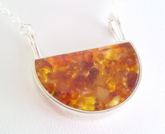 Jewel Box 琥珀の宝石箱 SV Necklaceの画像1枚目