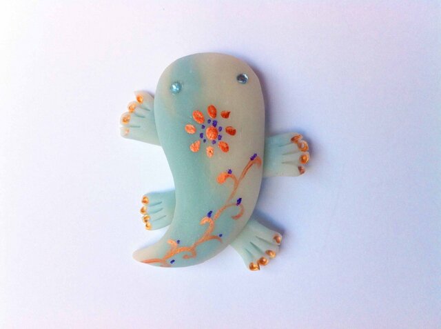 サンショウ魚のブローチの画像1枚目