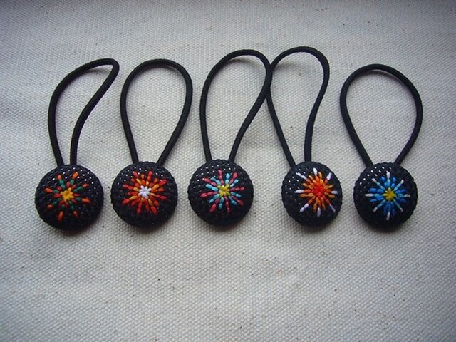 ポイント花 にゃんこ ヘアゴム ポイント花 べっ甲柄 にゃんこ ヘアゴム mofusand にゃんこのおかお