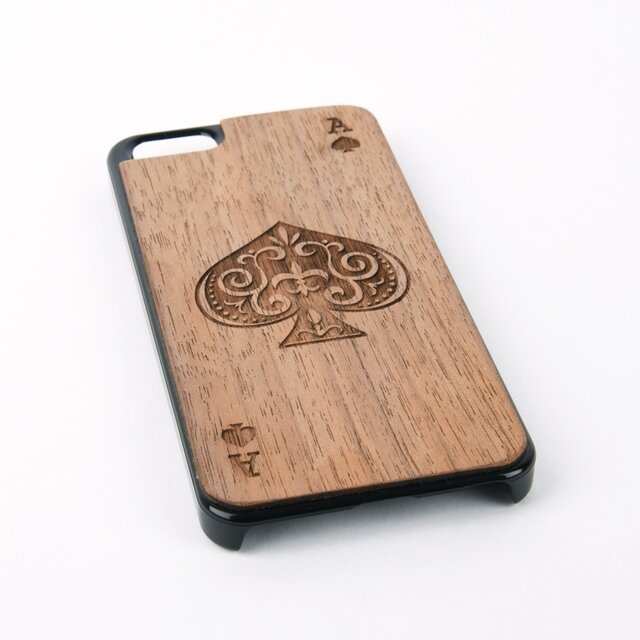 木彫りのスマホカバー スペードのエース(iPhone SE 専用)Walnut Smart Phone Coverの画像1枚目
