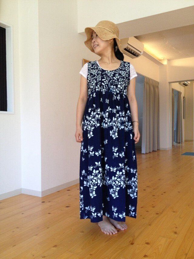完売 : 藍染め ワンピース ロングの画像1枚目