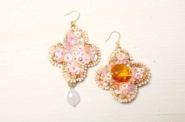 ガーデンピアス デコ pinkyの画像1枚目