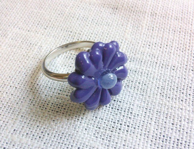ガラスの花リング(パープル)の画像1枚目