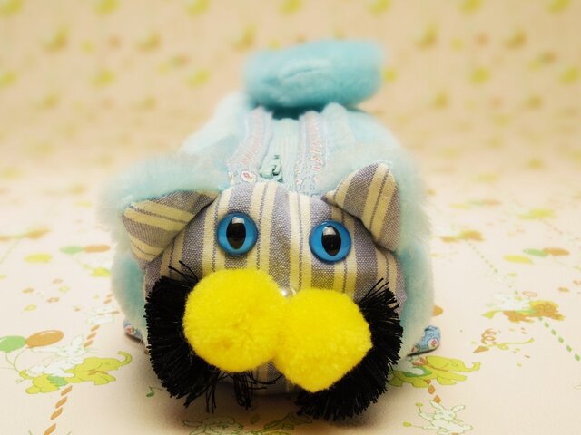 もふもふねこにゃんポーチ(blue)の画像1枚目