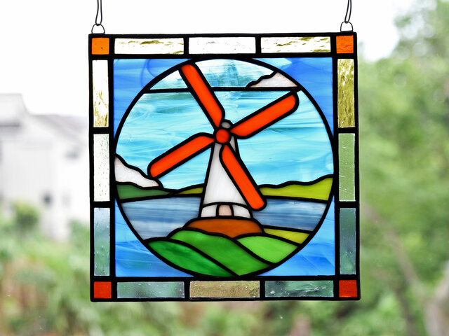 ステンドグラス ミニパネル 風車 15cm | iichi 日々の暮らしを心地よく