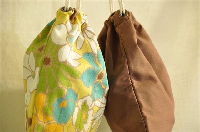 布巾着袋 小 | iichi 日々の暮らしを心地よくするハンドメイドや