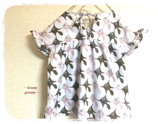Sale 空飛ぶモモンガ柄 スモックワンピース キッズ100 Iichi ハンドメイド クラフト作品 手仕事品の通販