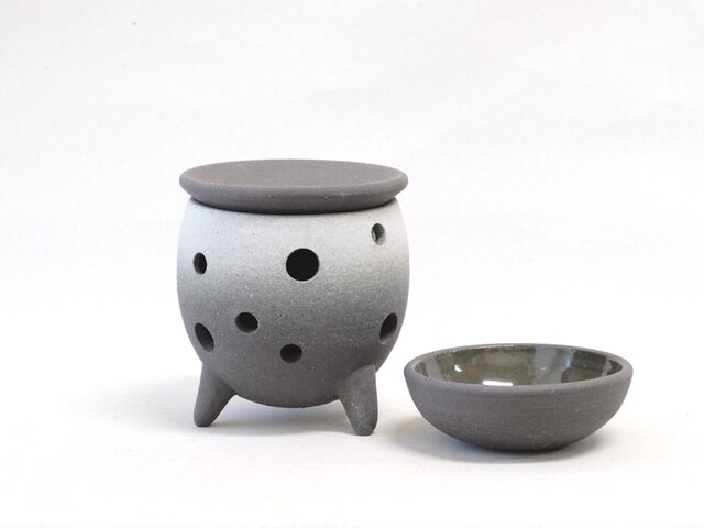 陶器製 アロマポット 黒 丸型 陶器製 アロマポット 黒 丸型