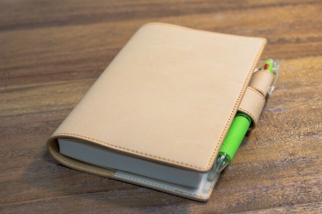 ほぼ日手帳革カバー プレミアム・ヌメ | iichi 日々の暮らしを