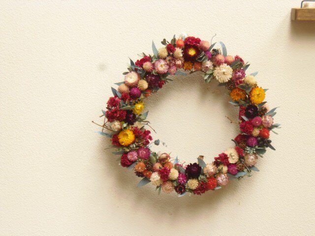 Sold 花いっぱいリース 千日紅と貝細工とケイトウと Iichi ハンドメイド クラフト作品 手仕事品の通販 Sold 花いっぱいリース 千日紅と貝細工とケイトウと Iichi ハンドメイド クラフト作品 手仕事品の通販