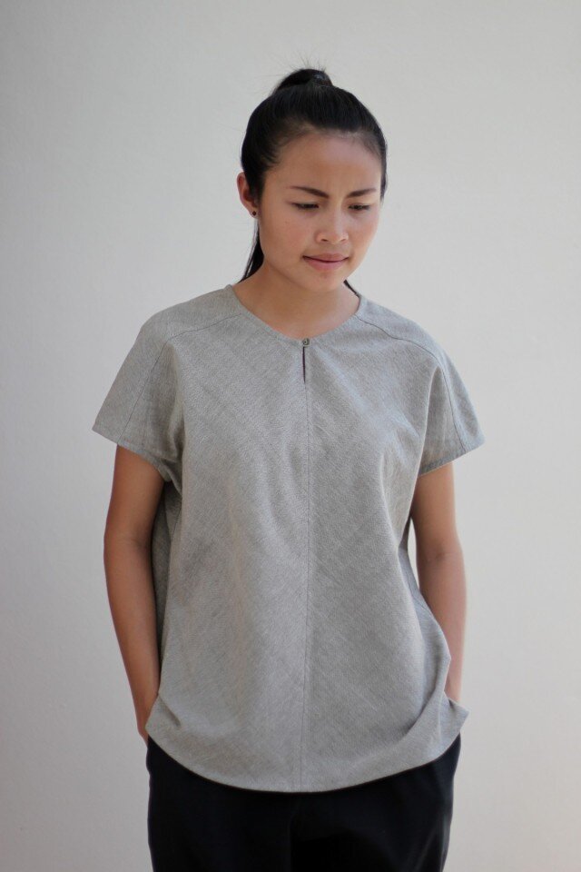 マンゴー染めのバイアスシャツ