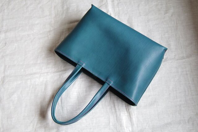 【D様オーダー品】A4トートバッグ(肩掛け)の画像1枚目