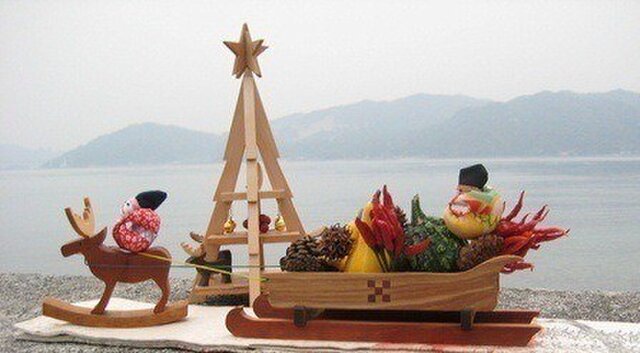 クリスマスツリー モミの木とトナカイ | iichi 日々の暮らしを