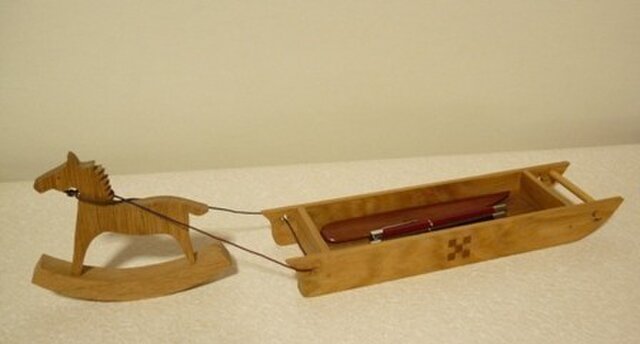 アンティーク　木製　馬　操り人形 木馬とソリの小物入れセット | iichi 日々の暮らしを心地よくする