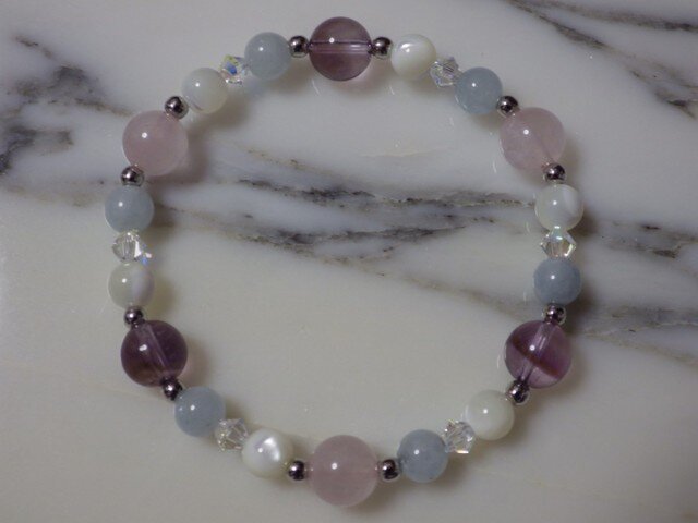 ローズクォーツ＋アメジスト＋アクアマリン＋マザーオブパールブレス