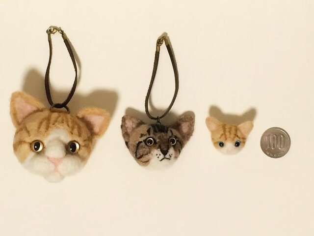 ねこあたまストラップ はちわれ茶トラ | iichi 日々の暮らしを心地よく