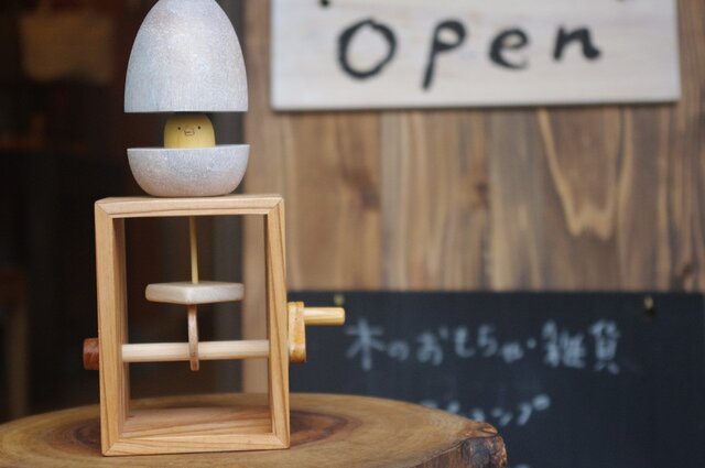 ひよこ誕生オートマタの画像1枚目