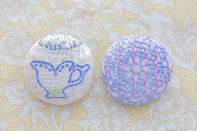 刺繍のくるみボタン その3 | iichi 日々の暮らしを心地よくする