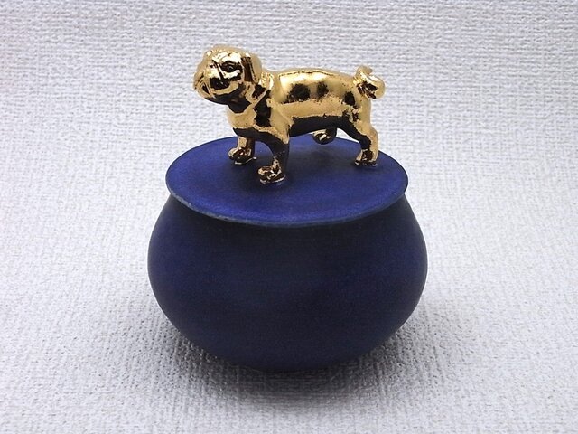 Gold Pug Candy Box-Aの画像1枚目
