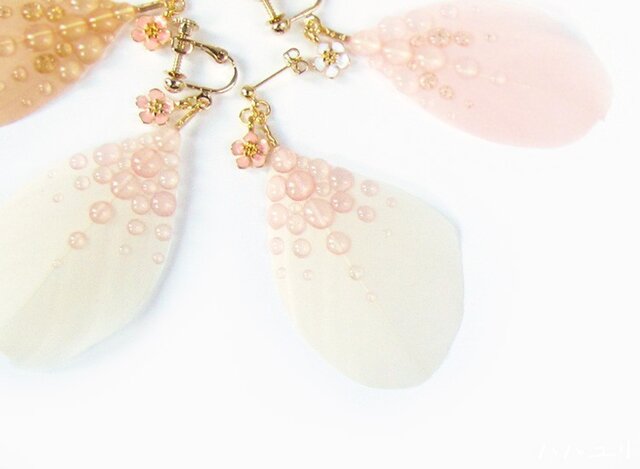 *片耳*蜜のひとひら_half bloomの画像1枚目