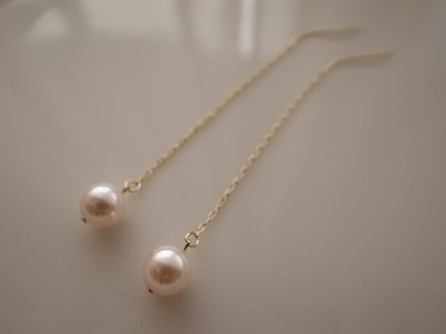 rose pearl chain earringsの画像1枚目