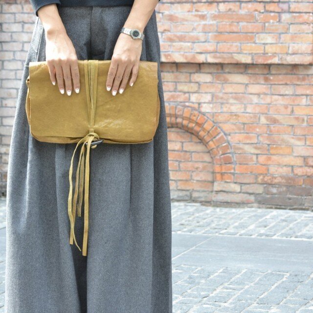 再販Leather fringe clutch bagの画像1枚目