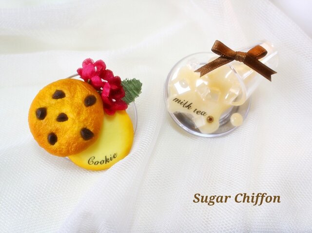 【送料無料】こぼれたミルクティーとクッキーのマグネット♡の画像1枚目