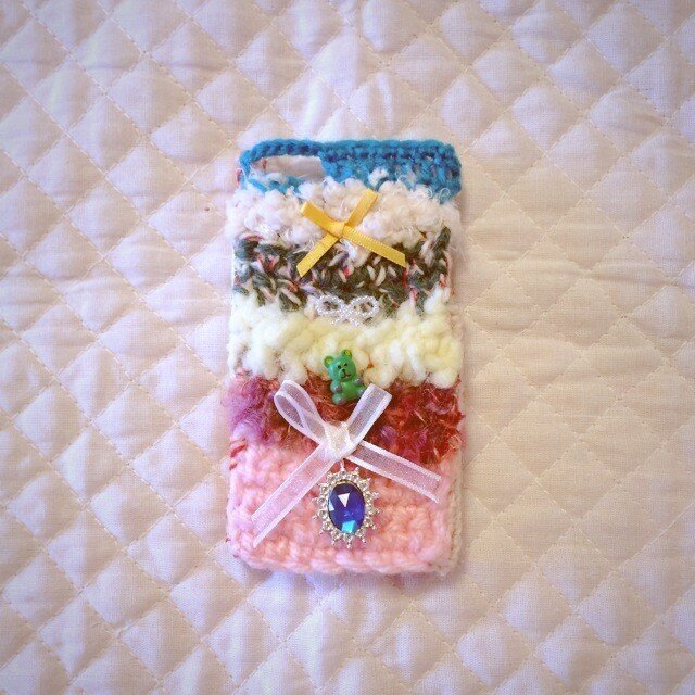 ニットのiphoneケース“小さな宝物”(5/5S/5C)の画像1枚目