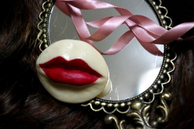 ”kiss me” Secretの画像1枚目