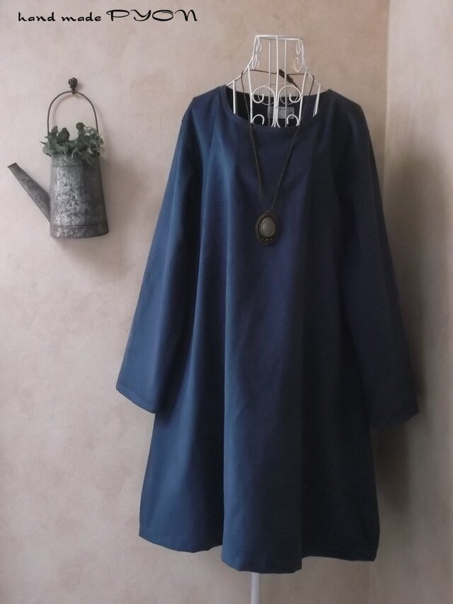 <Ho様、ご予約品>、細コールAラインのワンピースの画像1枚目