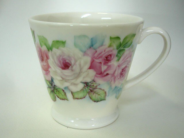 ぐるっと薔薇のマグカップ(5)の画像1枚目