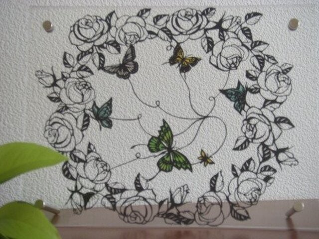 メルヘン切り絵:薔薇と蝶2の画像1枚目