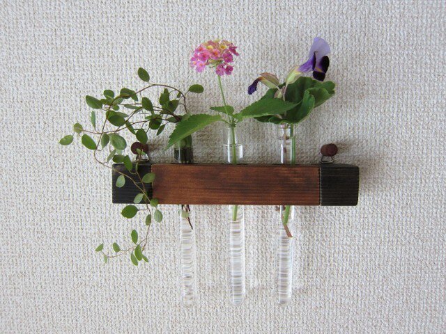 木の壁掛け三連一輪挿しー03の画像1枚目