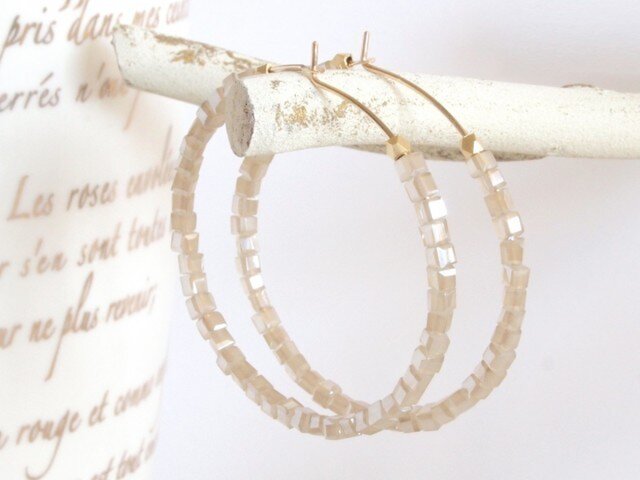 14KGF Glass Hoops / BEの画像1枚目
