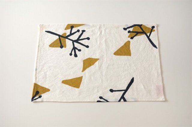 Place mat(white / illustration)の画像1枚目