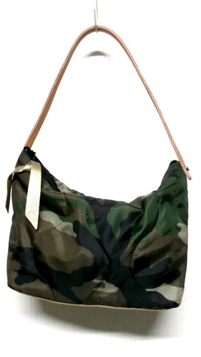 ミリタリーキルティングワンショルダーバック