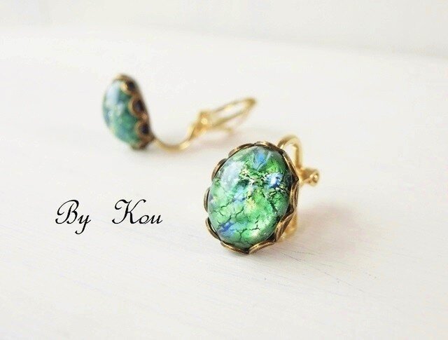 ◆Green opal◆シンプルヴィンテージ・イヤリング。の画像1枚目