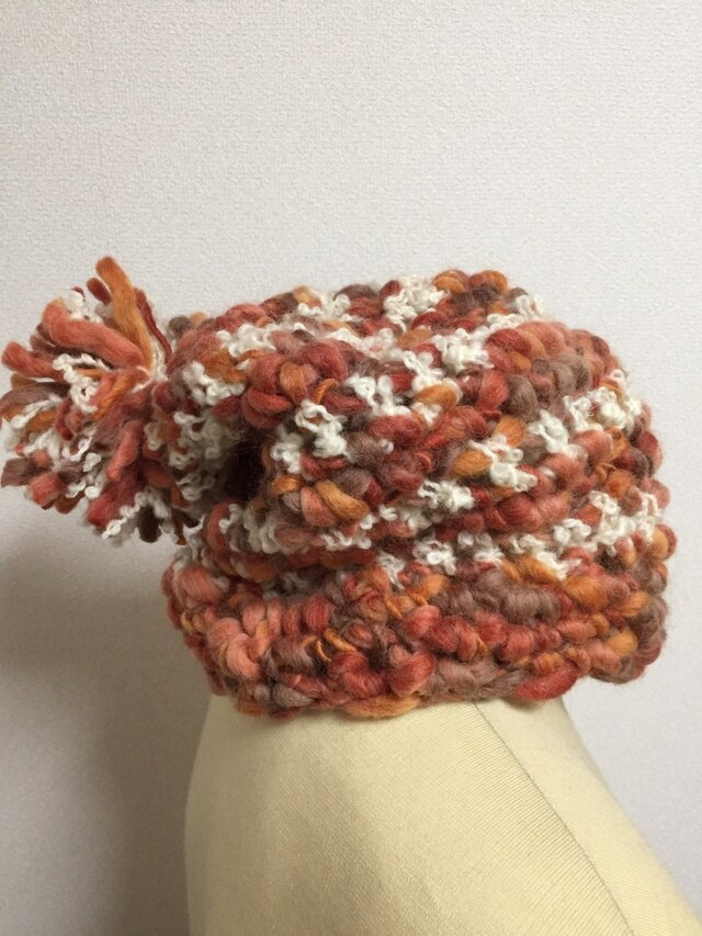 サンセットオレンジのニットキャップの画像1枚目