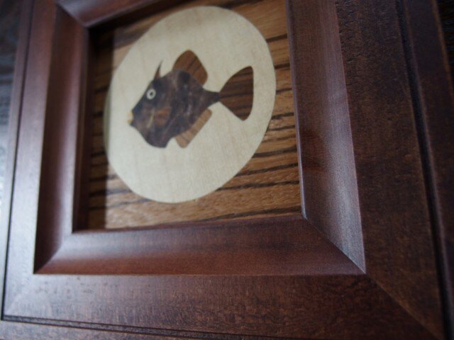 木象嵌額絵～カワハギ～ | iichi 日々の暮らしを心地よくする