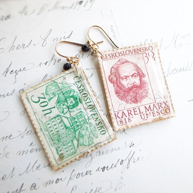 Vintage切手のピアス/イヤリング（チェコスロバキアの画像1枚目