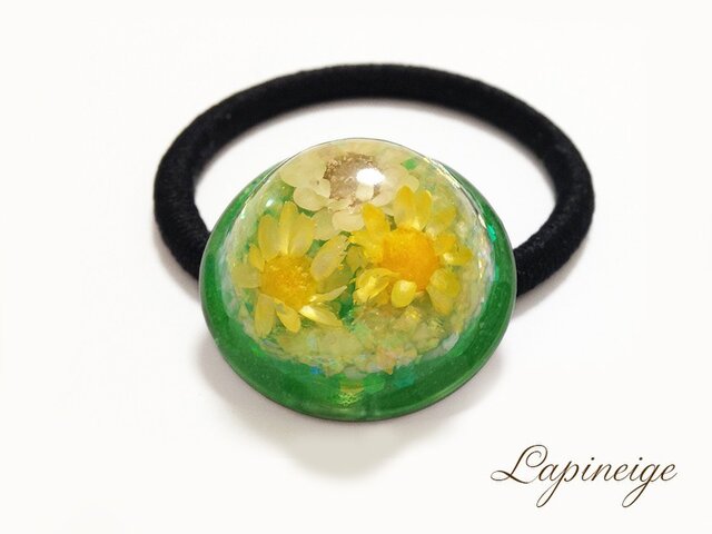 フラワードームのレジンヘアゴム（グリーン） | iichi 日々の暮らしを