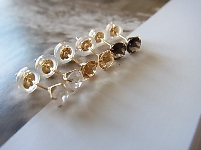 K18 4prongsetting citrine シトリン一粒18金ジュエリーピアス | iichi