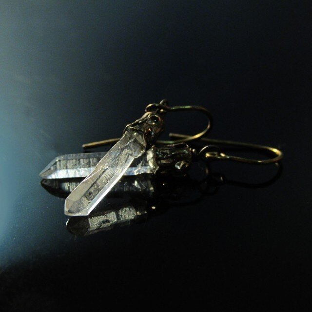 025-03天然水晶ﾎﾟｲﾝﾄ/ﾋﾟｱｽ