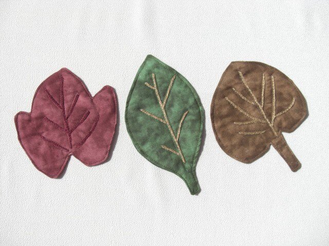 秋色 葉っぱのコースター 3枚組（2） | iichi 日々の暮らしを