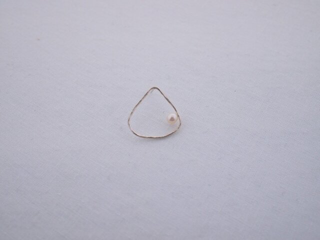 OEKAKI pierce/one side/SANKAKUの画像1枚目