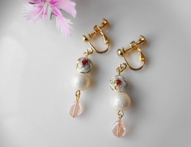 sale【薄桃】七宝小花イヤリング/ピアスの画像1枚目
