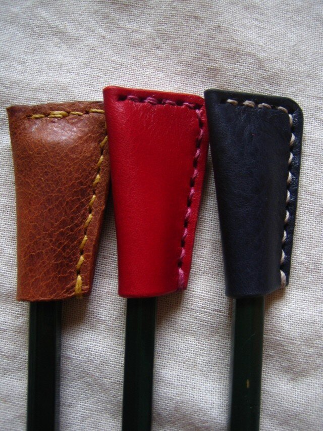 【Ｗ様オーダー品】革製　鉛筆キャップ３色セット