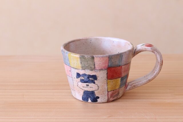 粉引きシュナウザーのカラフルチェックカップの画像1枚目