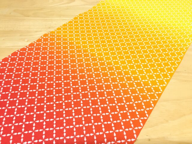 割付文様「角七宝つなぎ」手ぬぐい(秋冬ver.)の画像1枚目