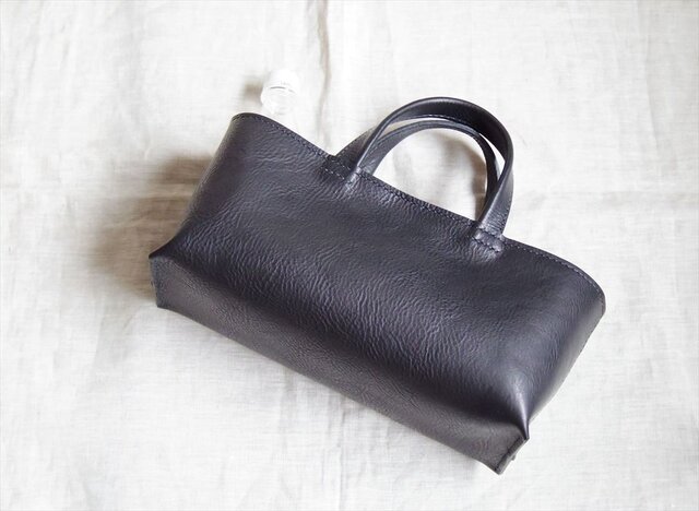受注生産】イタリア製牛革のしっかり横長トートバッグ（黒色・S